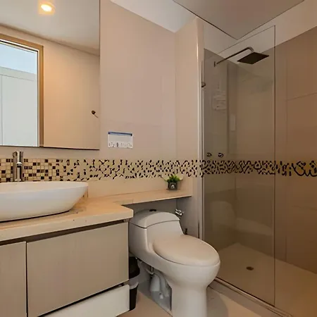¡espectacular Apto Con Vista Al Mar Piso 28!