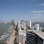 ¡Espectacular Apto Con Vista al Mar Piso 28!