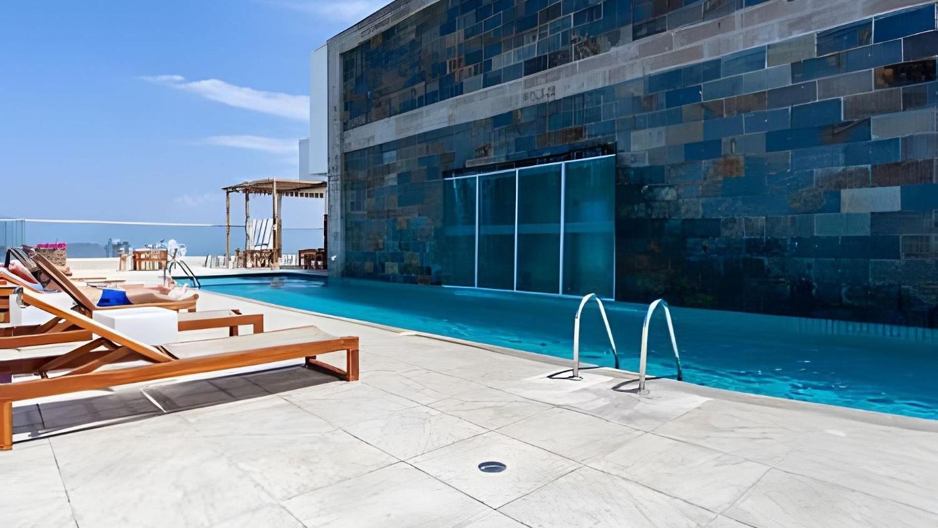¡espectacular Apto Con Vista Al Mar Piso 28! Apartamento
