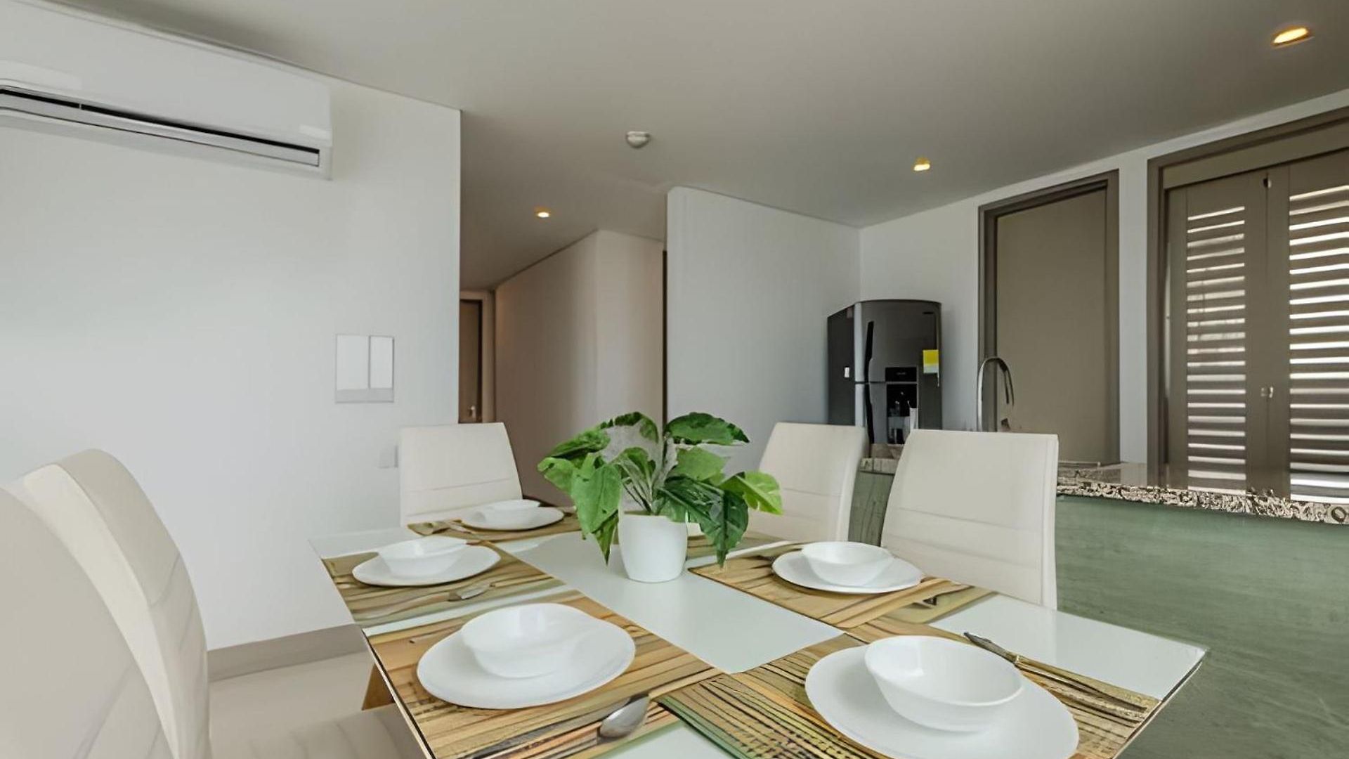 ¡espectacular Apto Con Vista Al Mar Piso 28! Apartamento
