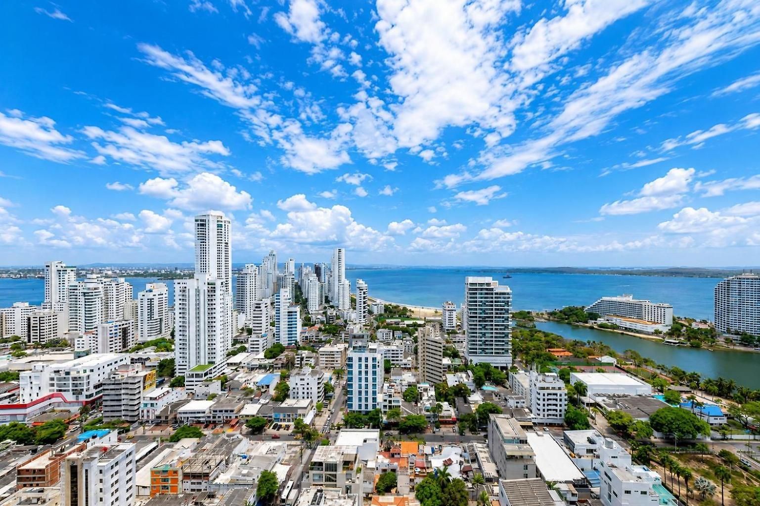 ¡espectacular Apto Con Vista Al Mar Piso 28! Apartamento *