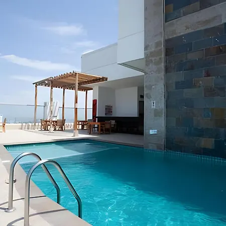 ¡espectacular Apto Con Vista Al Mar Piso 28! Apartamento