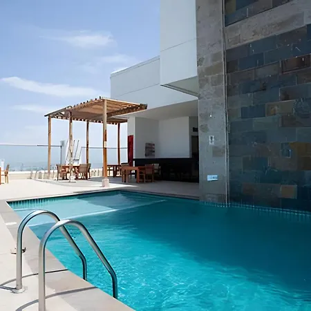 ¡espectacular Apto Con Vista Al Mar Piso 28!
