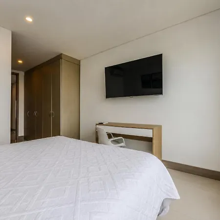 ¡espectacular Apto Con Vista Al Mar Piso 28!