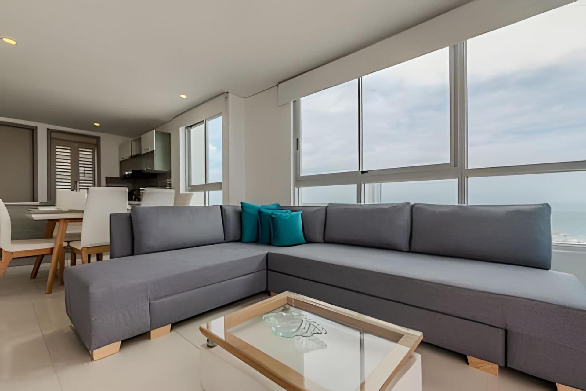¡espectacular Apto Con Vista Al Mar Piso 28! Apartamento *